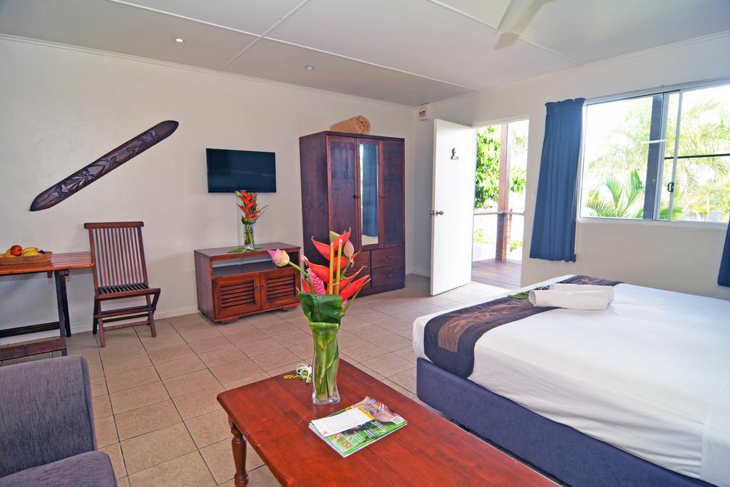Coconut Palms Resort Vanuatu Порт Вила Екстериор снимка