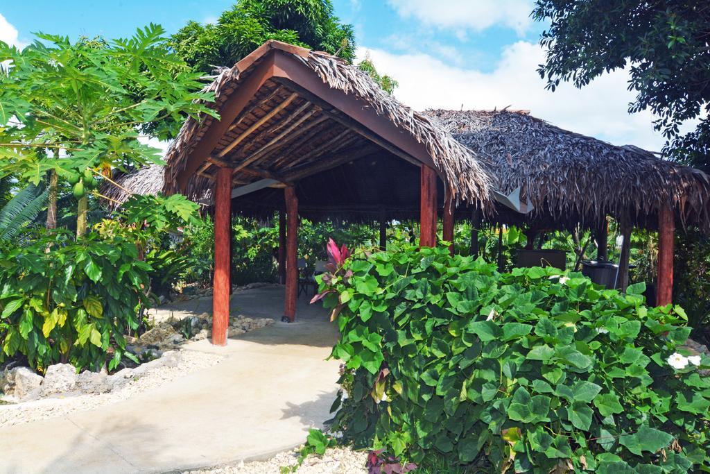 Coconut Palms Resort Vanuatu Порт Вила Екстериор снимка