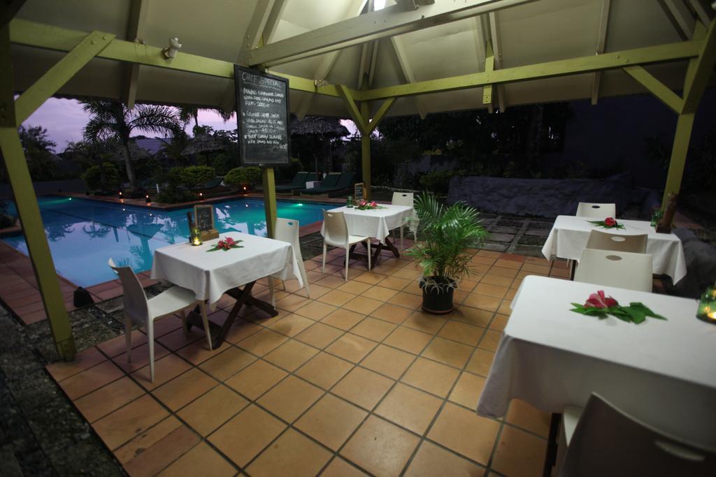 Coconut Palms Resort Vanuatu Порт Вила Екстериор снимка