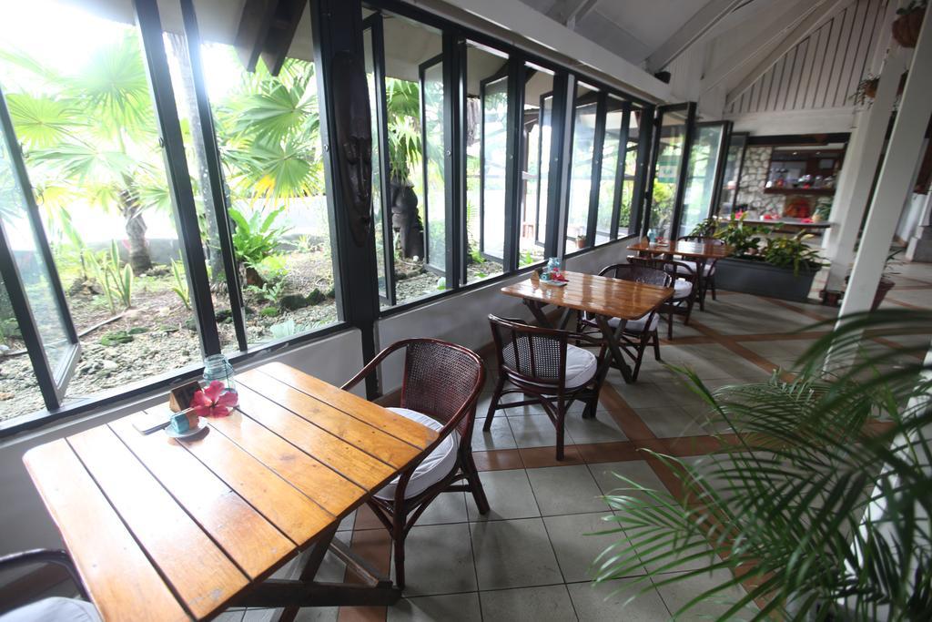 Coconut Palms Resort Vanuatu Порт Вила Екстериор снимка
