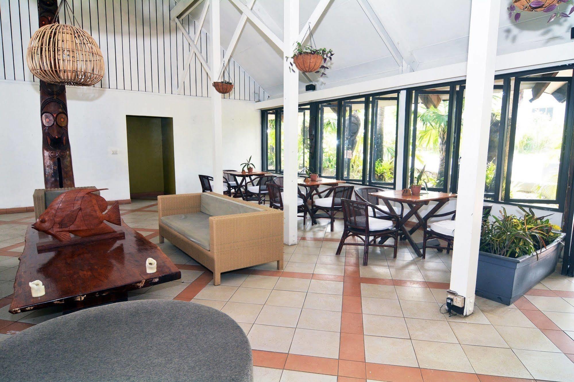 Coconut Palms Resort Vanuatu Порт Вила Екстериор снимка