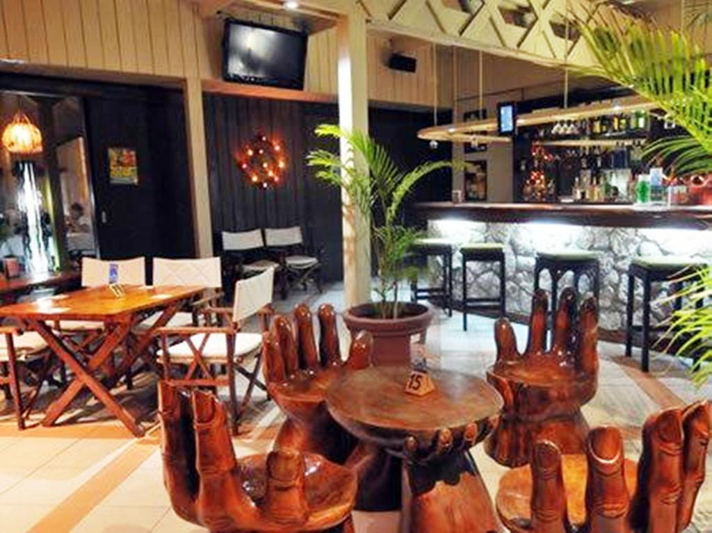 Coconut Palms Resort Vanuatu Порт Вила Екстериор снимка